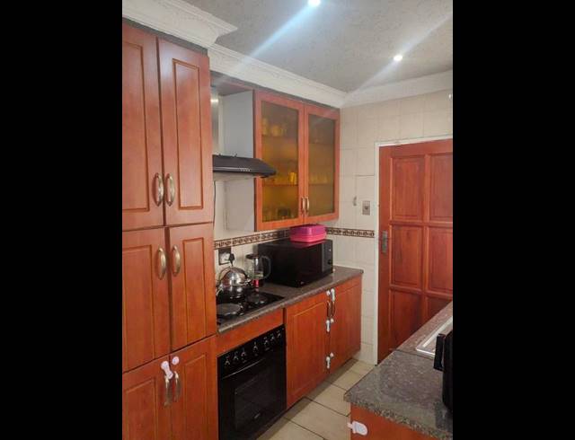 3 BEDROOM HOUSE FOR SALE IN NATURENA